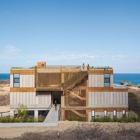 Eolia Sustainable Design Hotel Манта Екстериор снимка