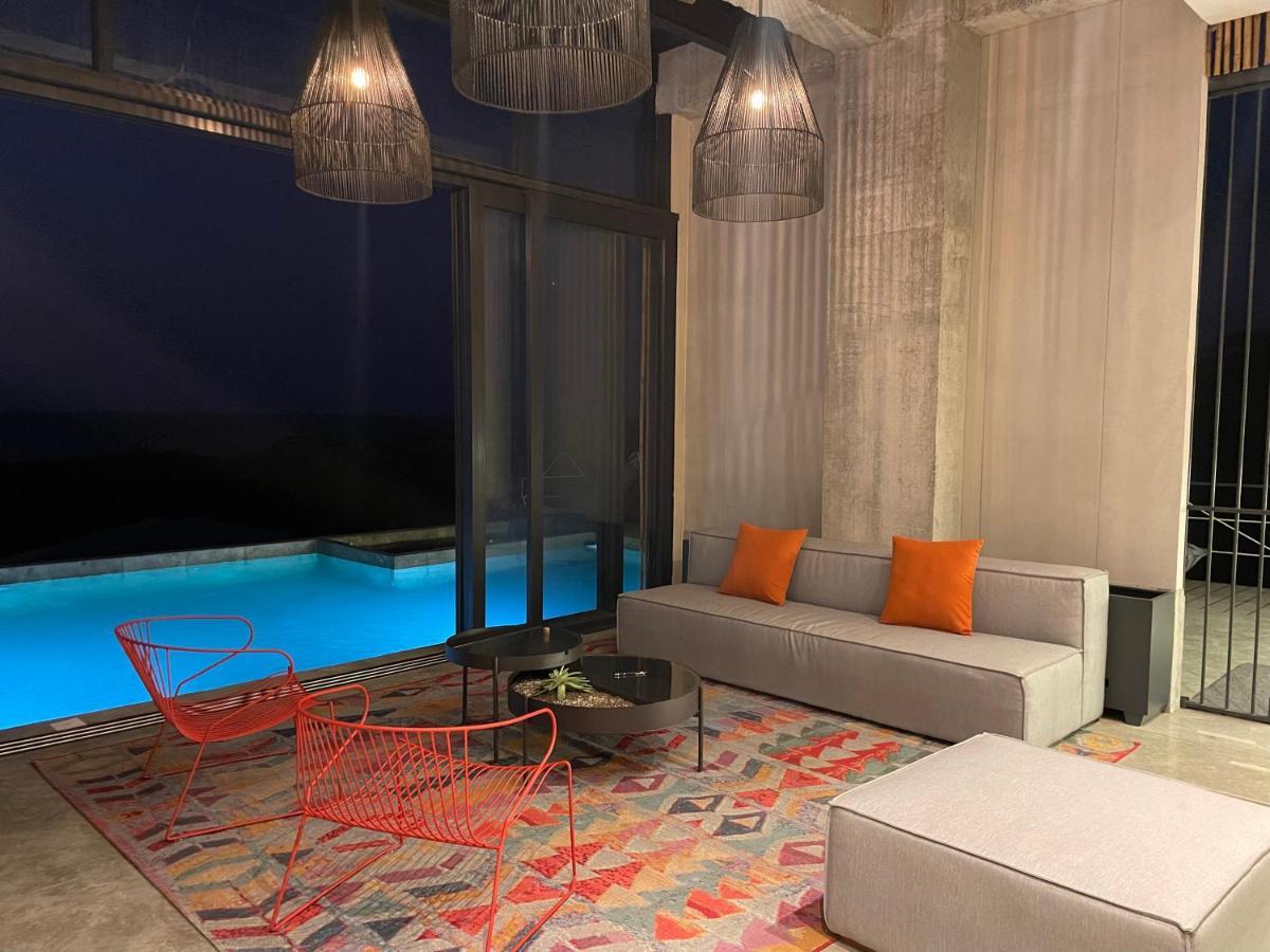 Eolia Sustainable Design Hotel Манта Екстериор снимка