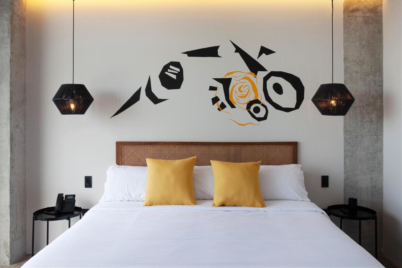 Eolia Sustainable Design Hotel Манта Екстериор снимка