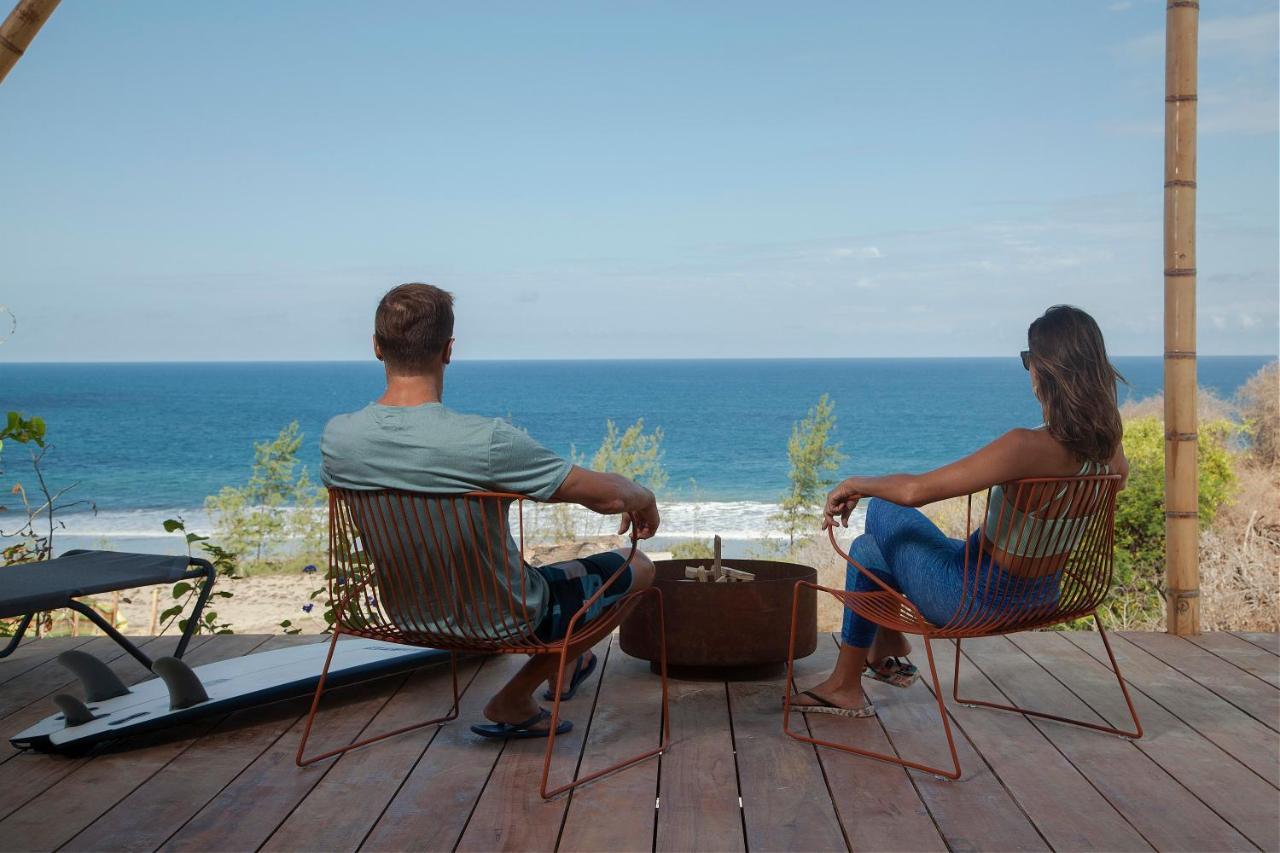 Eolia Sustainable Design Hotel Манта Екстериор снимка