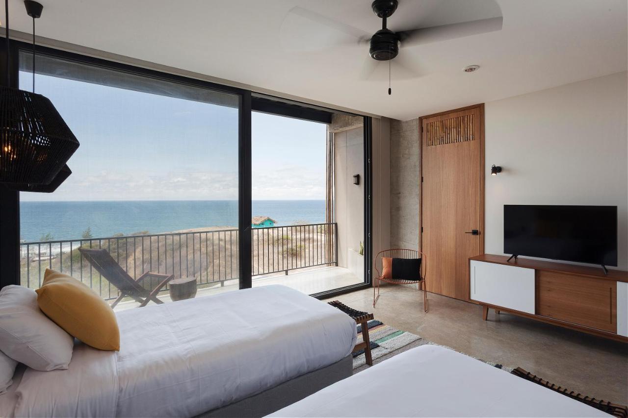 Eolia Sustainable Design Hotel Манта Екстериор снимка