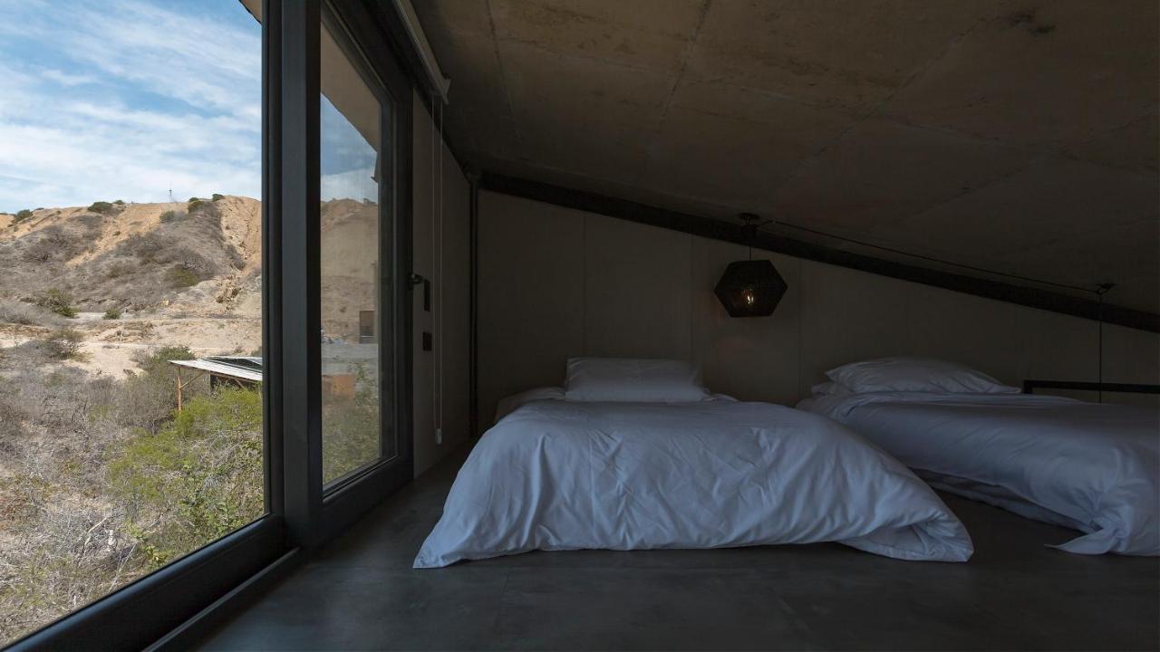 Eolia Sustainable Design Hotel Манта Екстериор снимка