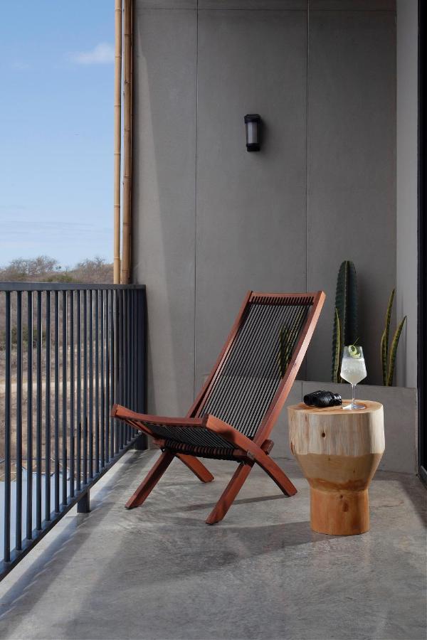 Eolia Sustainable Design Hotel Манта Екстериор снимка