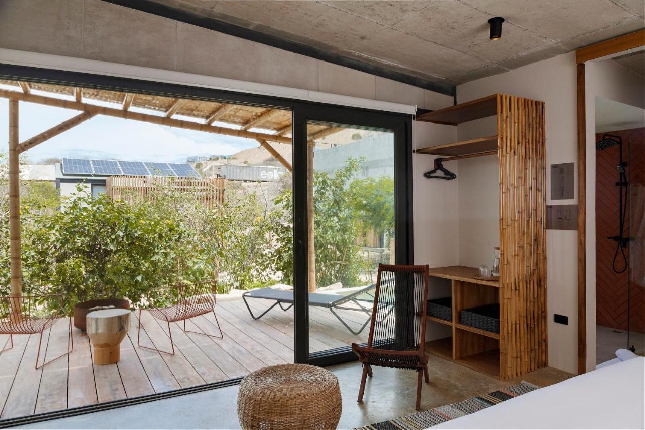 Eolia Sustainable Design Hotel Манта Екстериор снимка